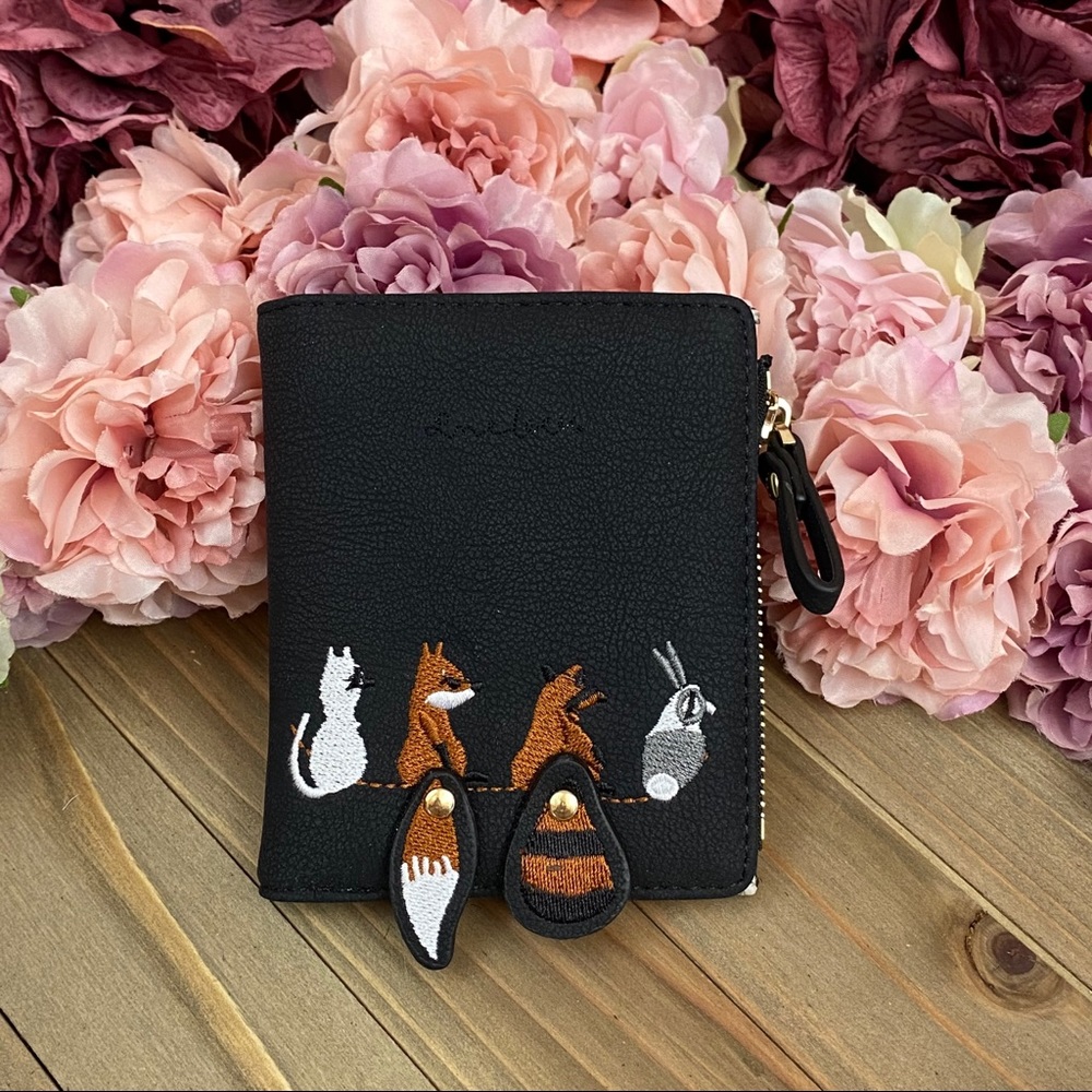 Vegan Leather Fox Rabbit Raccoon Cat Wallet - Picture 7 of 13